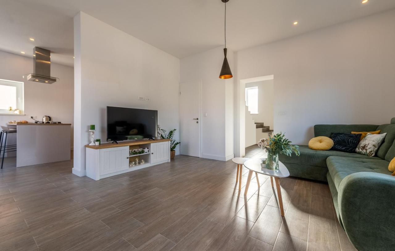 Private House Villa Velebita Ražanac Kültér fotó
